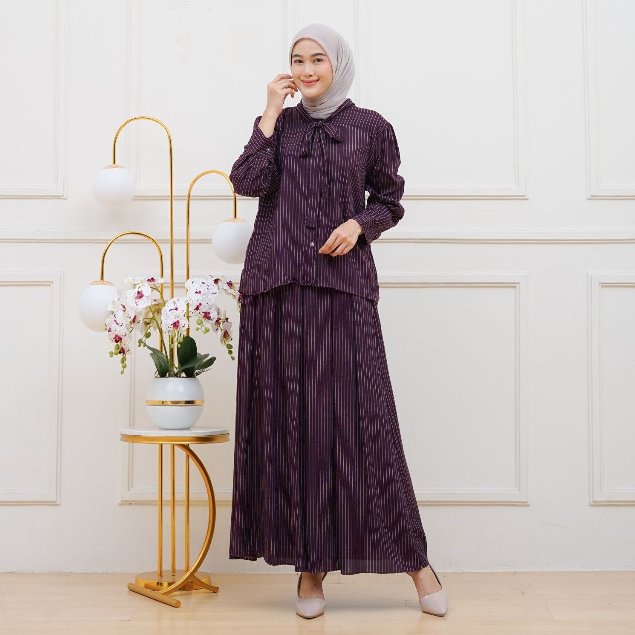Aruna set rok warna burgundy